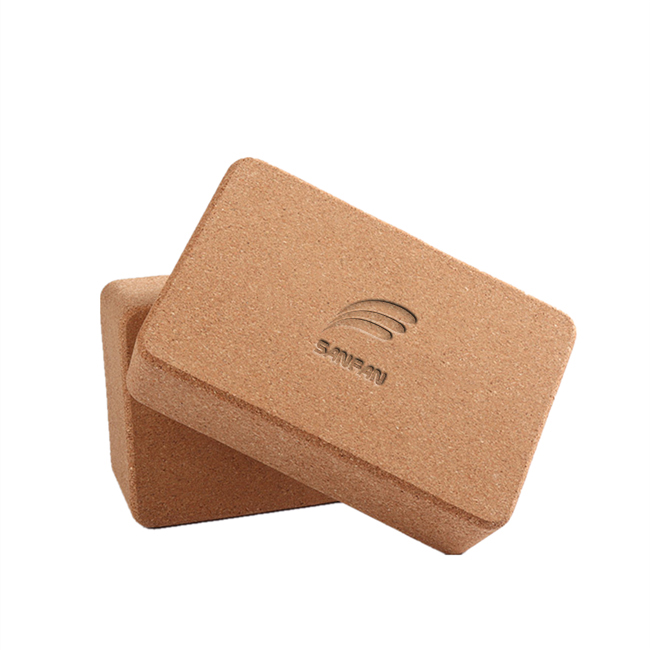  Wholesale Customized Logo Eco-friendly Fitness Odor Free Non-Slip Natural Cork Yoga Block
